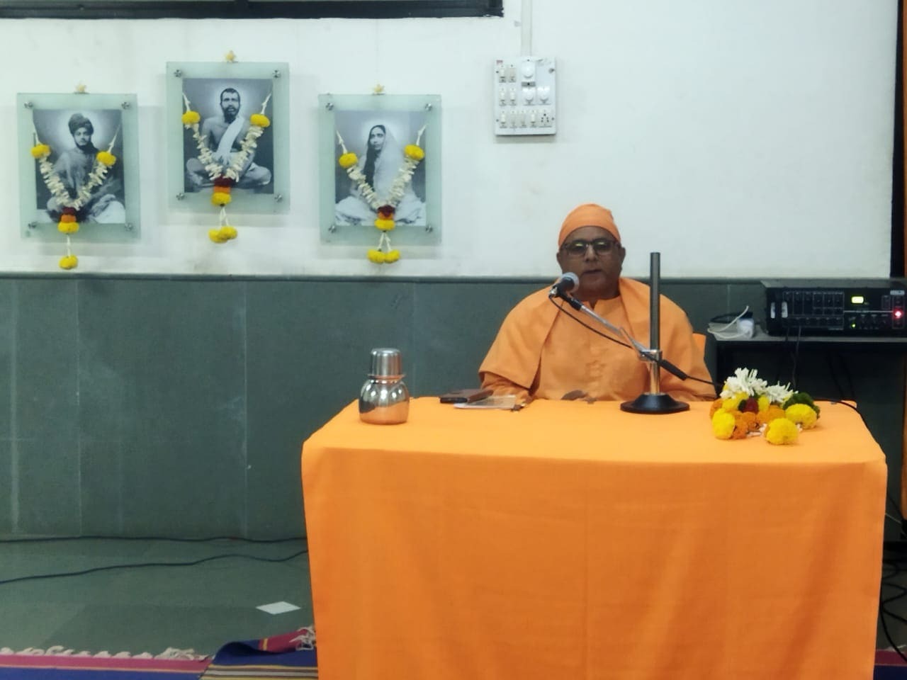 Rev Sw Prabhusevanandaji Mj