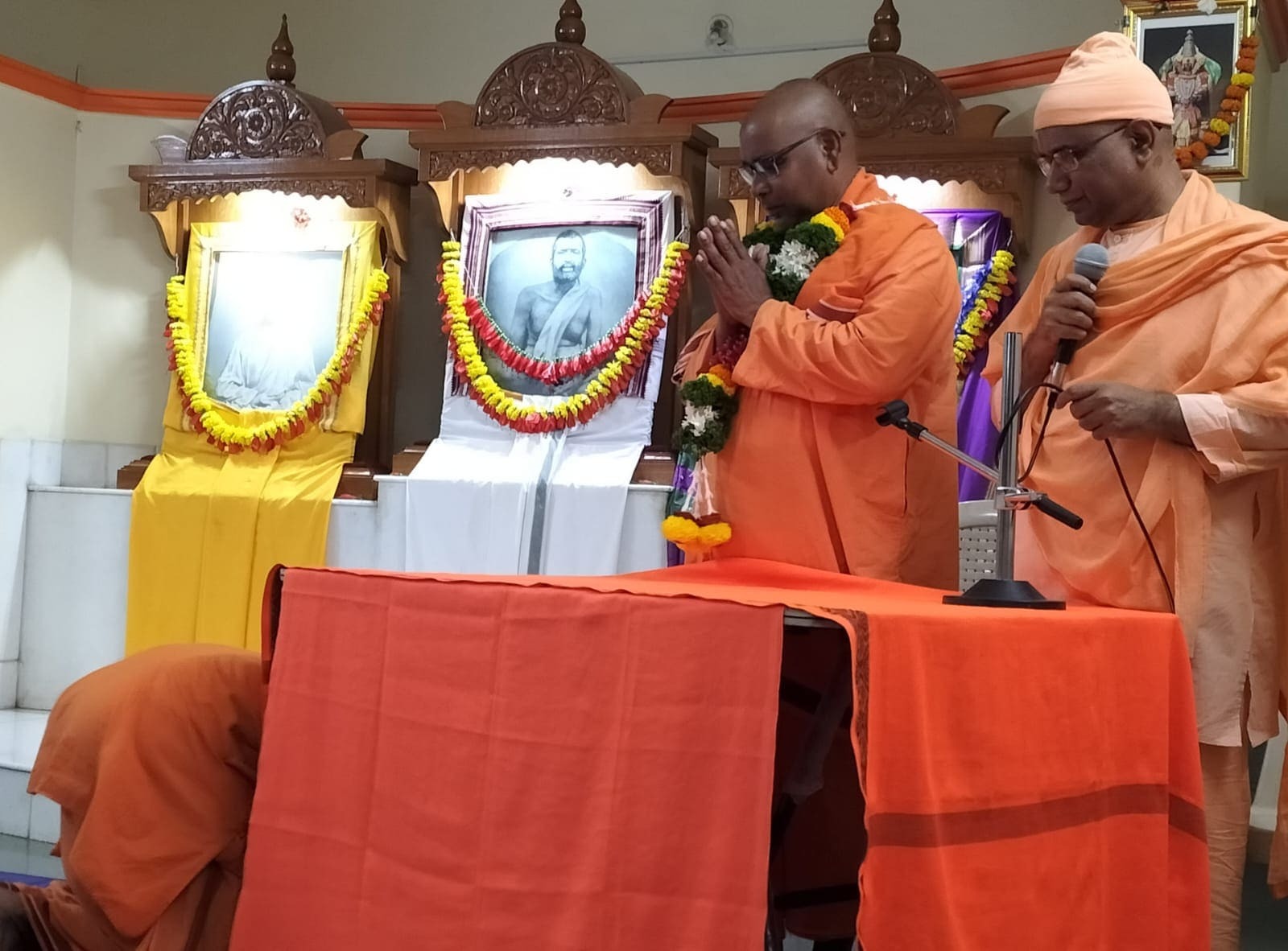 Rev Sw Nityajnananandaji Mj