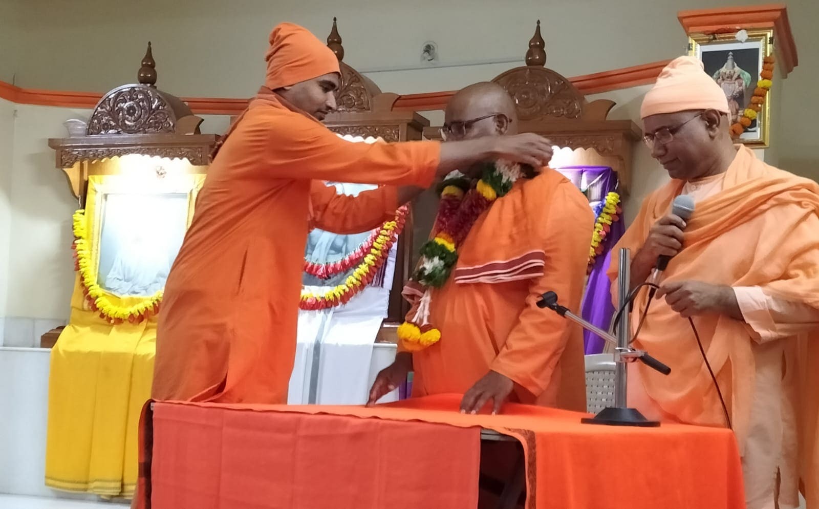 Rev Sw Nityajnananandaji Mj